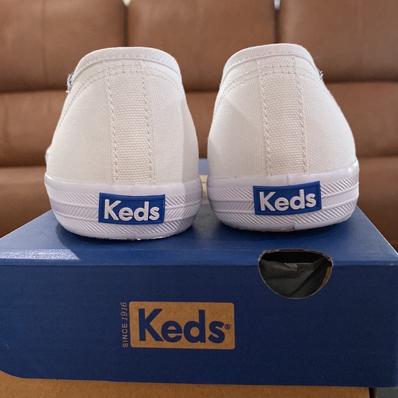 BNIB KEDS CHAMPION SLIP ON WHITE WOMENS SIZE 9.5 - Picture 6 of 6